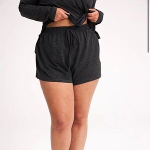 Girlfriend Collective ReSet Swing Short size XL